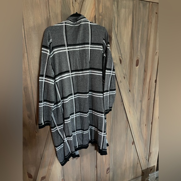 Cardigan/duster - mid length - Picture 2 of 2